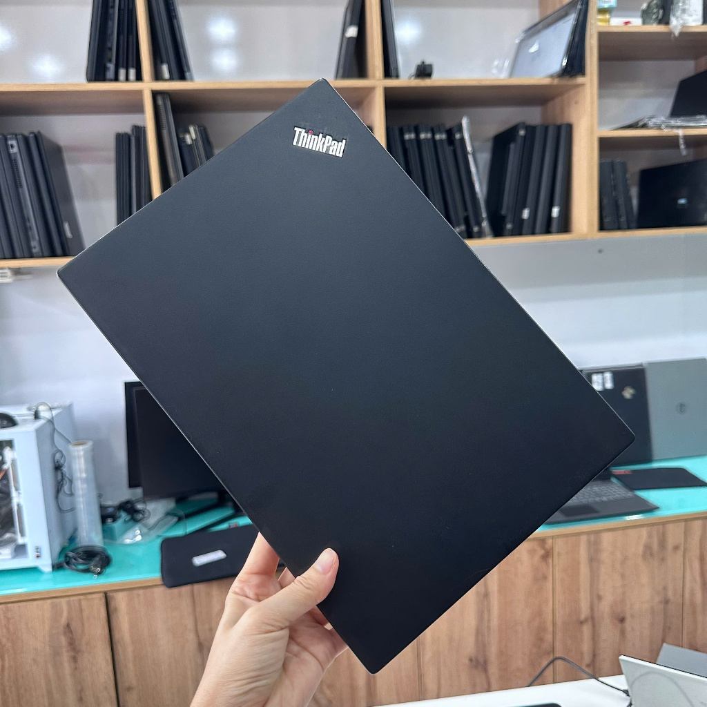 Lenovo Thinkpad X390 Core i5-8265U/ Màn 13.3" FHD siêu mỏng nhẹ