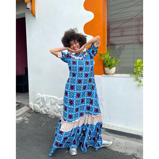 Đầm dài maxi hoạ tiết chấm bi và hoa đỏ | Bình Minh Dress | PONGWA