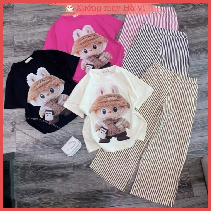 Bộ đồ ao ngắn tay phối quần kẻ xuông cá tính in LABUBU cho bé gái 14 - 33 kg