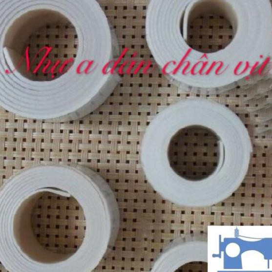 Nhựa dán chân vịt 1 cuộn