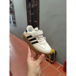 Giày thể thao trắng sọc đơn giản cho bé trai bé gái