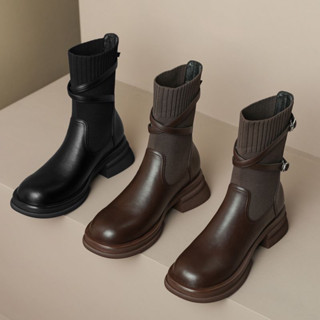 【Sẵn đen 35,38 Giày Boot nữ new 2025 khoá cài cổ chun ôm chân đế cao 4cm, Giày boot nữ chiến binh new 2025