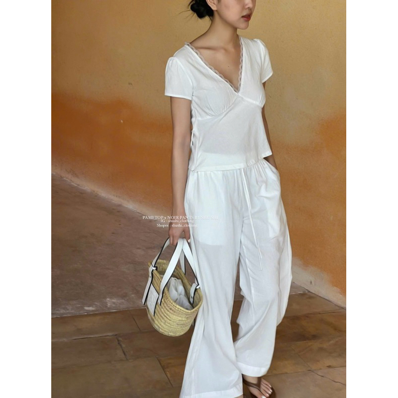 𝐏𝐚𝐦𝐢 𝐓𝐨𝐩 - Áo Thô Nhăn Cổ Tim Pha Viền Ren ( ảnh chính chủ )