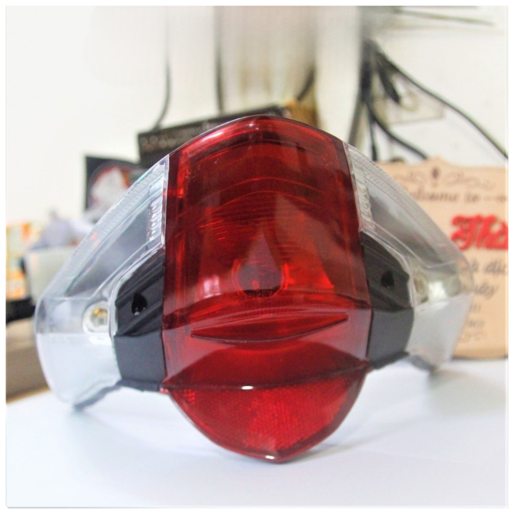 ĐÈN LÁI SAU XE WAVE S110 - RSX110