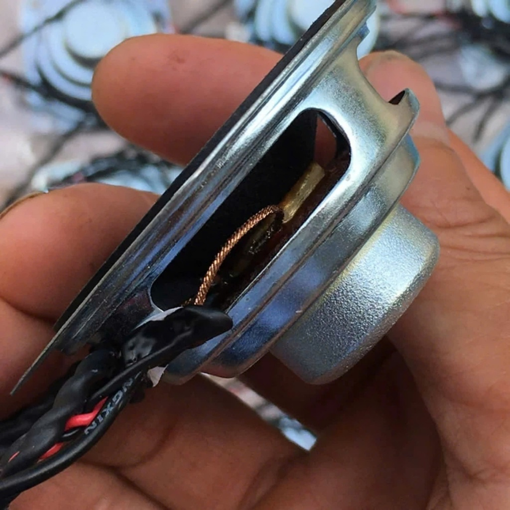 Củ loa toàn dải 2inch 4Ohm 16W từ neo công suất lớn chất lượng tốt. Giá 1 cái.