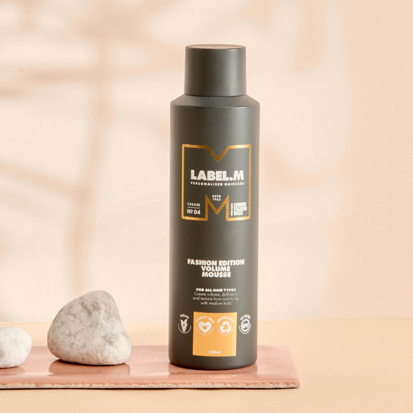 Keo bọt tạo kiểu giữ nếp tóc và tạo độ phồng label.m Volume Mousse 200ml ( New 2024 )