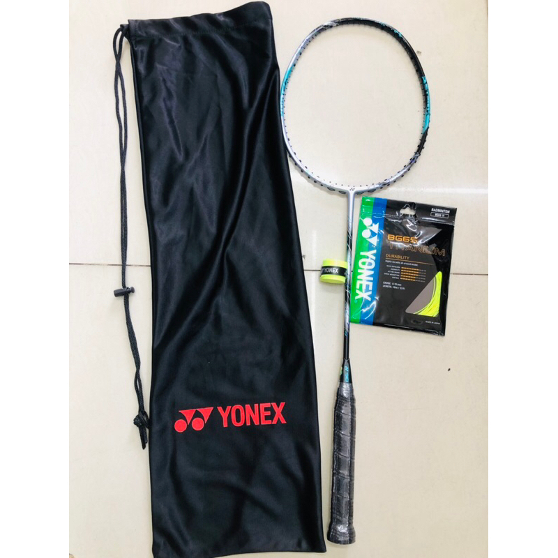 Vợt cầu lông yonex astrox88d pro và astrox88s pro new 2024(tặng lưới đan+cuốn cán)
