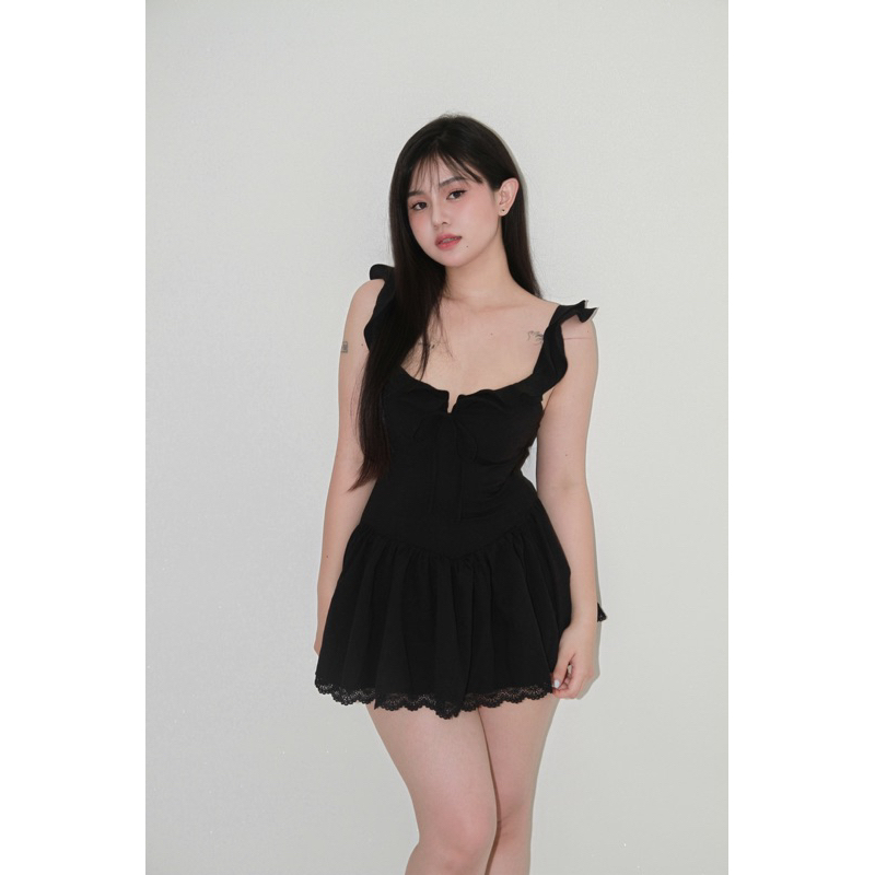 Đầm 2 dây bèo tùng xoè đen ByVeeStyle, Váy Ngắn Dáng Xòe Váy Xinh Nhẹ Nhàng Đi Chơi, Đi Dạo, Hẹn Hò | BigBuy360 - bigbuy360.vn