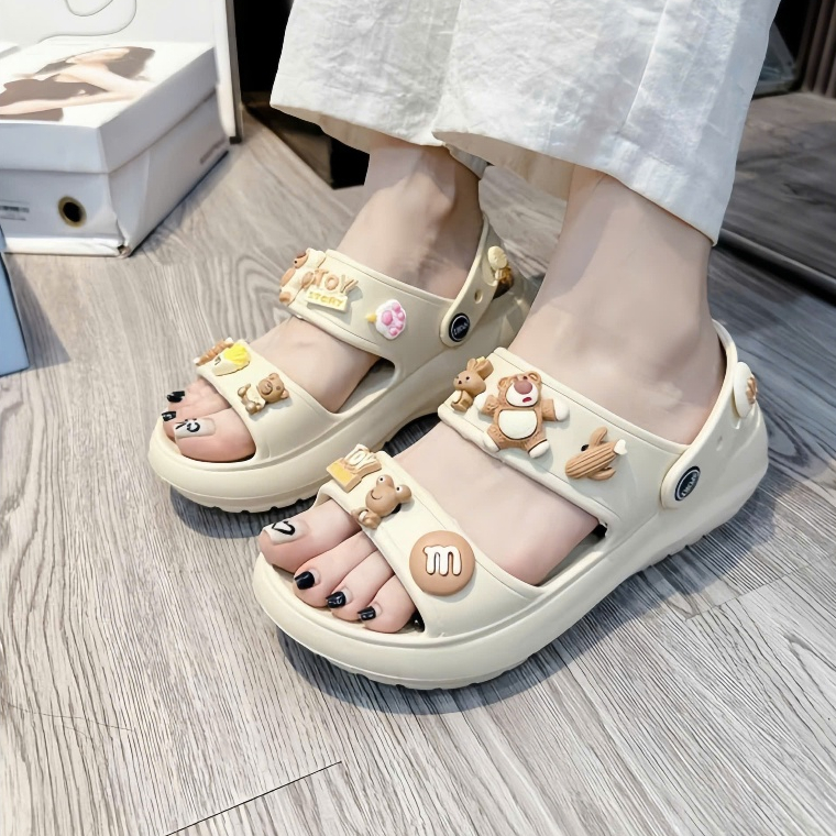 Sandal Crocs Mega Crush Đế Cao Chuẩn L1 kèm Full Chram Ngẫu Nhiên ,Giày Crocs Hót Siêu Bền Dép Đi Biển s1s