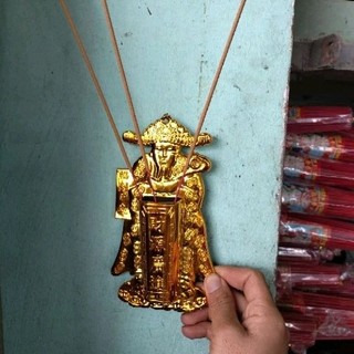 Cắm nhang dán tường