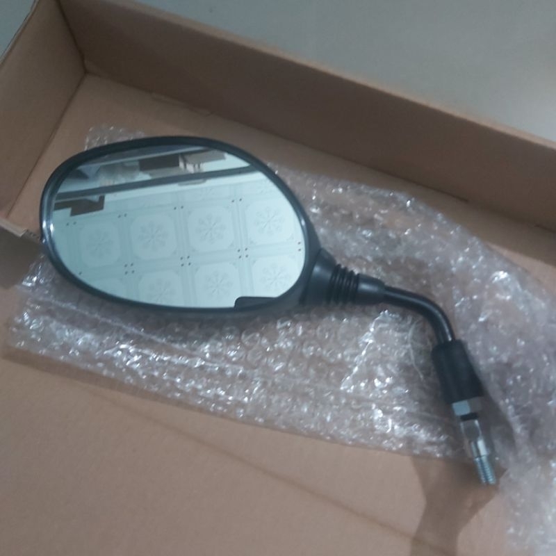 Kính hậu xe vision chân 10 li / vision 2014- 2019 zin
