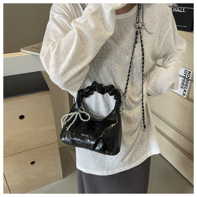 Túi xách nữ đeo chéo túi cầm tay quai nhúm tặng kèm móc gấu size 19 vừa điện thoại - HT132