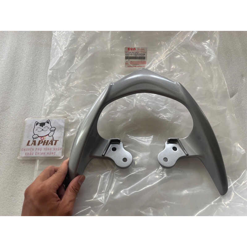 Baga sau- Cảng tay dắt sau Suzuki Axelo zin chính hãng