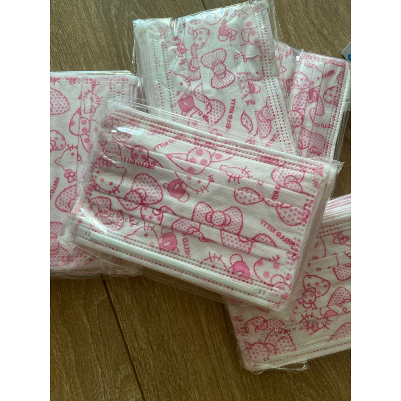 Gói 10cái Khẩu trang y tế trẻ em kháng khuẩn 3 lớp Famapro Set 10 cái /gói (cho bé 15-30kg)
