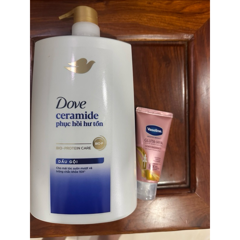 Dầu gội Dove 1kg4 tặng Vaseline 70ml