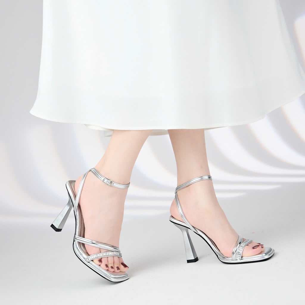 Giày Cao Gót MWC G018 - Giày Sandal Cao Gót Mũi Vuông Quai Ngang Đính Đá Sang Chảnh