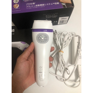 Máy triệt lông IPL Braun Silk expert 3