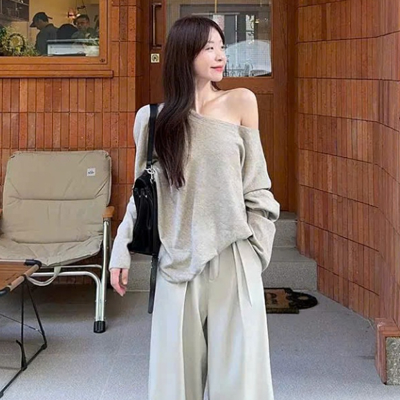 Áo Trễ Vai Dài Tay Sang Chảnh, Áo Lệch Vai Chất Tăm Lông Thỏ Phong Cách Trẻ Trung, Năng Động - A85 | BigBuy360 - bigbuy360.vn