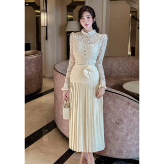  Set thiết kế thương hiệu Ren DESIGN by Khâu ren cổ bèo cúc ngọc sang chảnh phù hợp đi làm đi chơi 