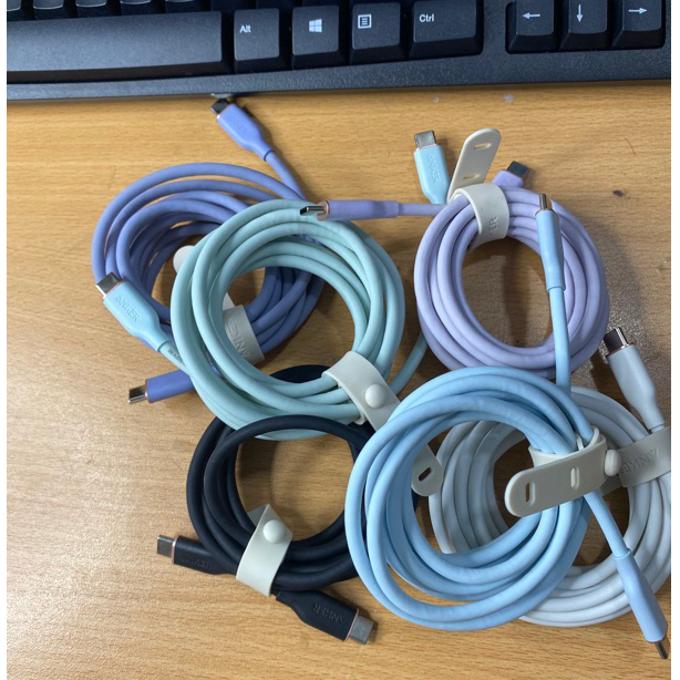 Cáp C to C 1m8 Anker Flow silicon( độ mới 97% )
