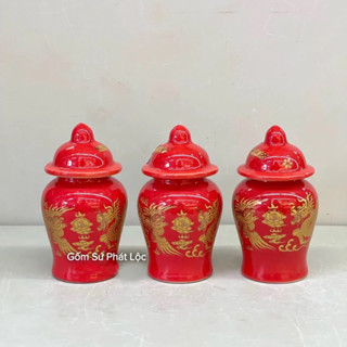 Choé thờ màu đỏ, hũ đựng muối, gạo, nước