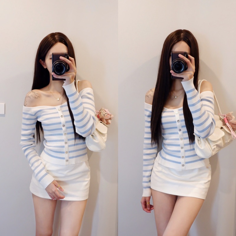 Áo len dài tay trễ vai ôm body kẻ sọc xanh