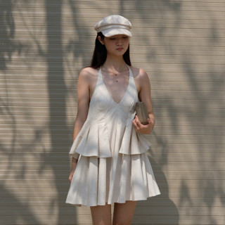 Đầm linen Carni Dress cổ yếm xếp ly có mút ngực | Tranbe Local