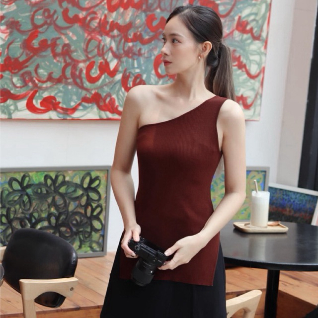 Áo lệch vai dệt kim cá tính (+10% phí sàn) - By OM Design