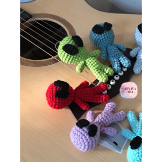 Móc khoá người ngoài hành tinh len thích hợp làm quà tặng, móc khoá cho nhóm bạn,...