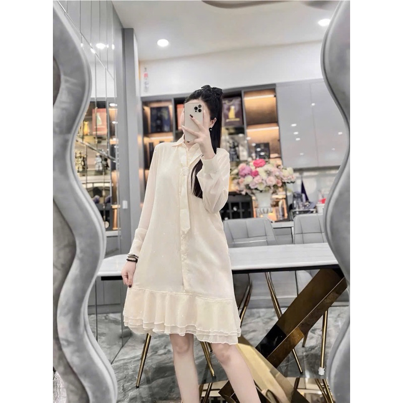 Váy bầu kim sa cà vạt