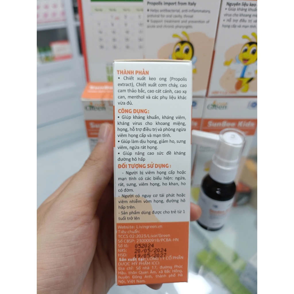 Xịt họng thảo dược Sunbee Kids - Dung dịch xịt họng keo ong - Hộp 20ml