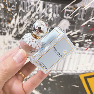 Nước hoa nữ Marc Jacobs Daisy Dream 4ml