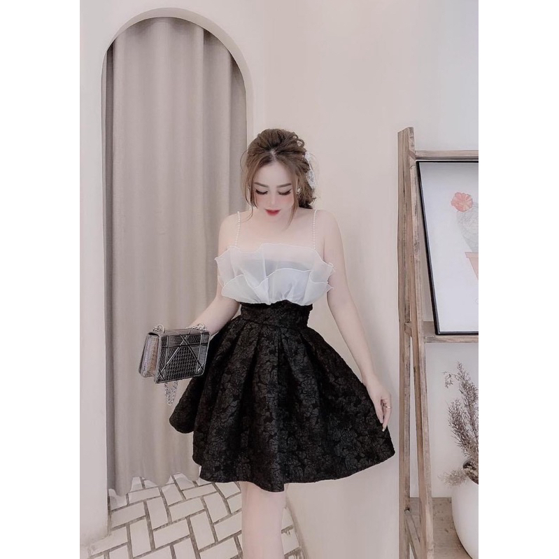 Đầm xoè tiểu thư đẹp, váy nữ xòe vải xốp Hàn hoa ly nổi 3D phối 2 dây ngọc , Loại 1