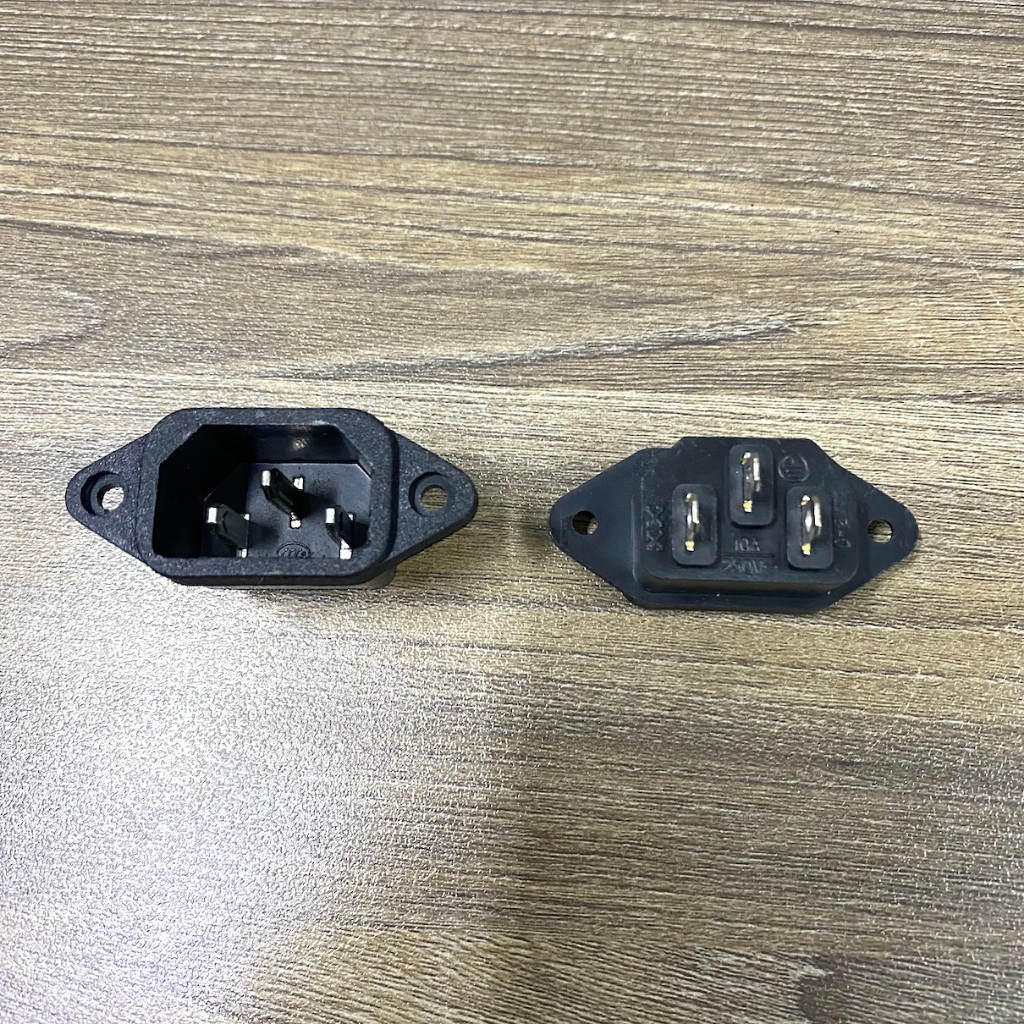 Socket nguồn AC 3 chân C13 15A-AC250V