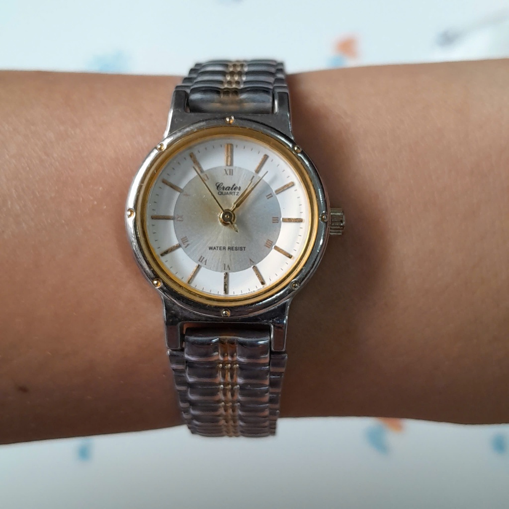 Đồng hồ nữ Crater dây thép không gỉ second hand si nhật- đã qua sử dụng