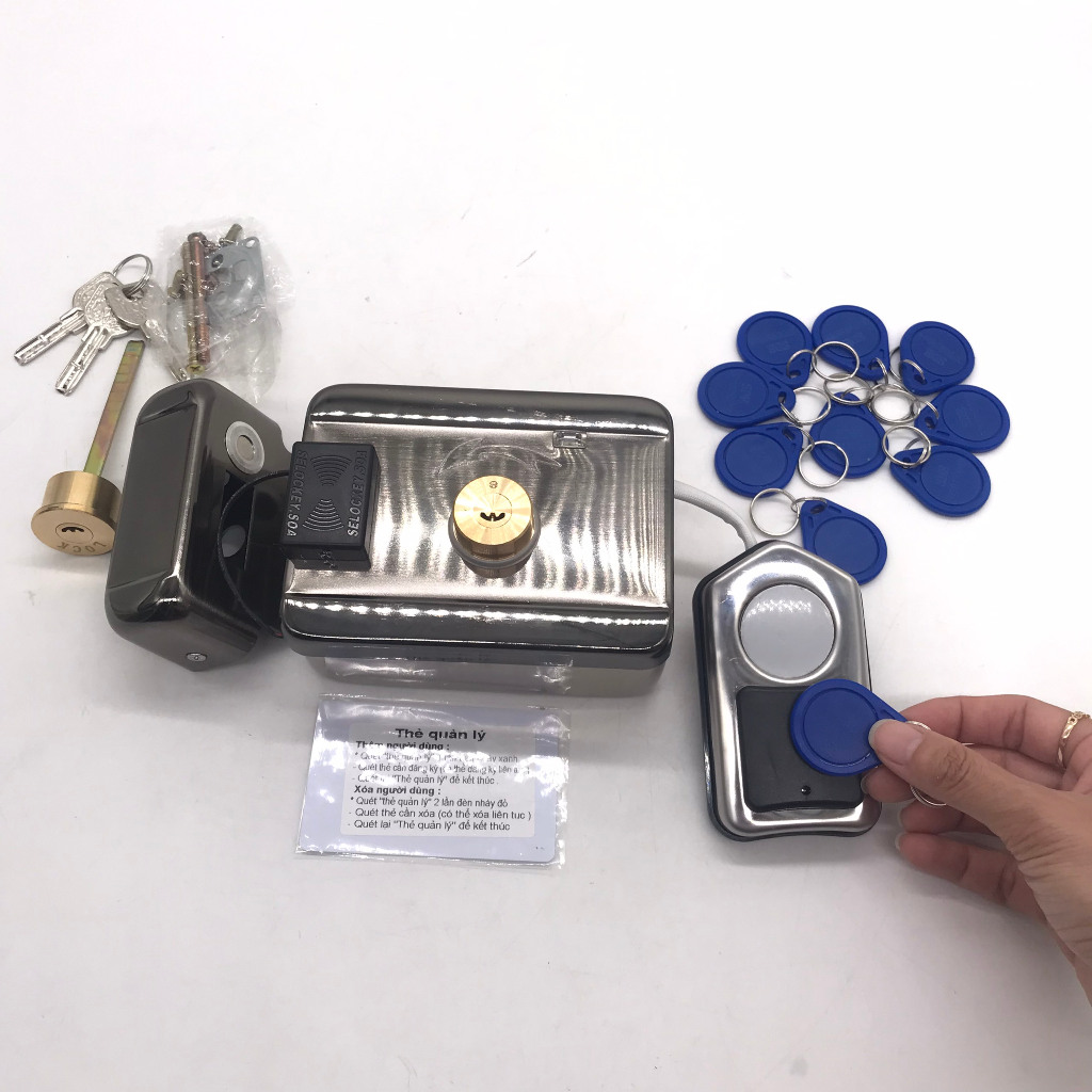 [Bảo hành 12T- Chống nước] Khóa cổng điện tử thẻ từ cao cấp (sử dụng nguồn Pin AA)