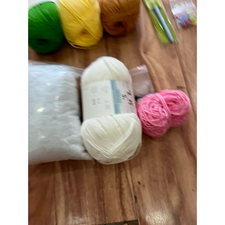 Amigurumi - Set Len Tự Móc Thỏ Mặc Yếm