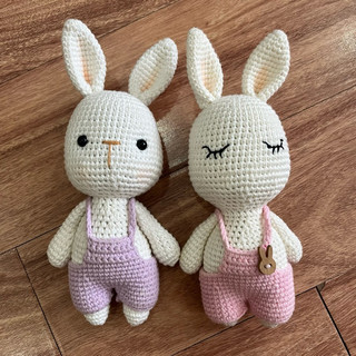 Amigurumi - Set Len Tự Móc Thỏ Mặc Yếm