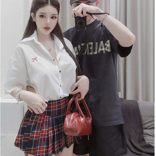 Sét Áo Sơ Trắng Nữ Tay Ngắn thêu nơ nhỏ Đẹp Kèm Chân Váy Xếp Li Caro đỏ có quần trong sau có khoá kéo thanh lịch top hot