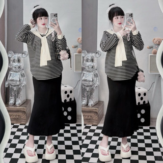 Áo Nỉ Tăm Kẻ Kèm Khăn & Chân Váy Đuôi Cá