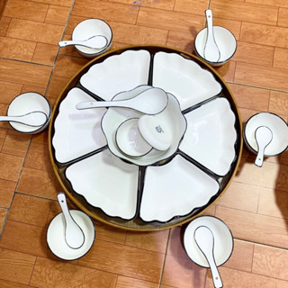 Bộ bát đĩa sứ  22 món + khay gỗ, Bộ bát đĩa hoa mặt trời, Sét đĩa mặt trời màu trắng viền đen size 48cm