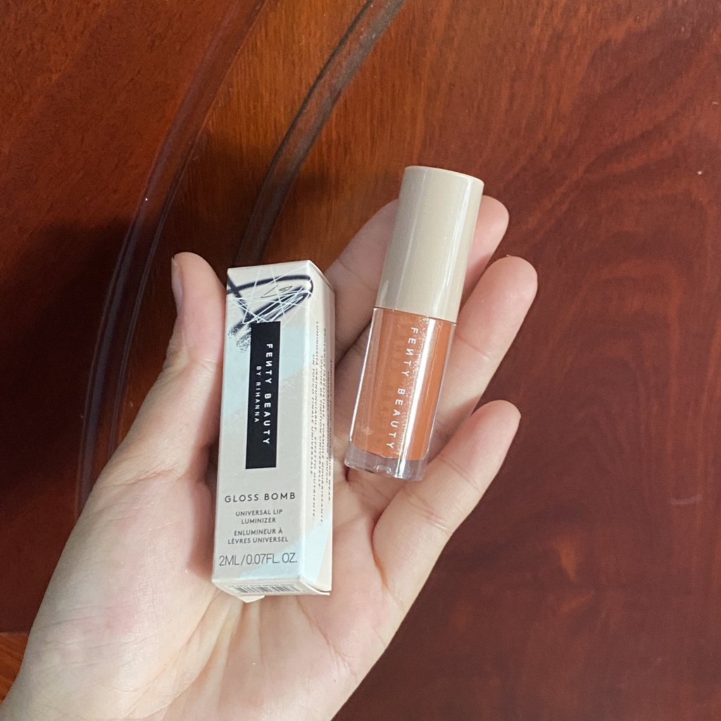 Son Bóng Mini Fenty Beauty Fenty Glow Gloss / TOWER28