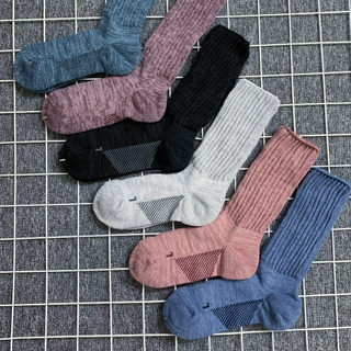 [ XUẤT DƯ] Tất vớ nam nữ cổ cao thể thao, siêu ấm và bền. Cổ tất mềm thoáng không bó chân. Hàng dệt kim xuất khẩu Nhật