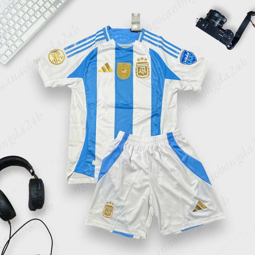 Bộ Quần Áo Bóng Đá Argentina 2024 Quần Trắng