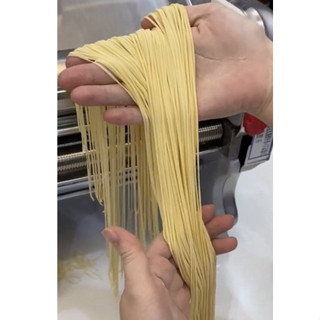 Máy Cán Bột Làm Mì Tươi Chạy Điện FKM200 Công Suất 550W - Máy Cắt Sợi Bột Mỳ Bảo Hành 12 Tháng Full Phụ Kiện