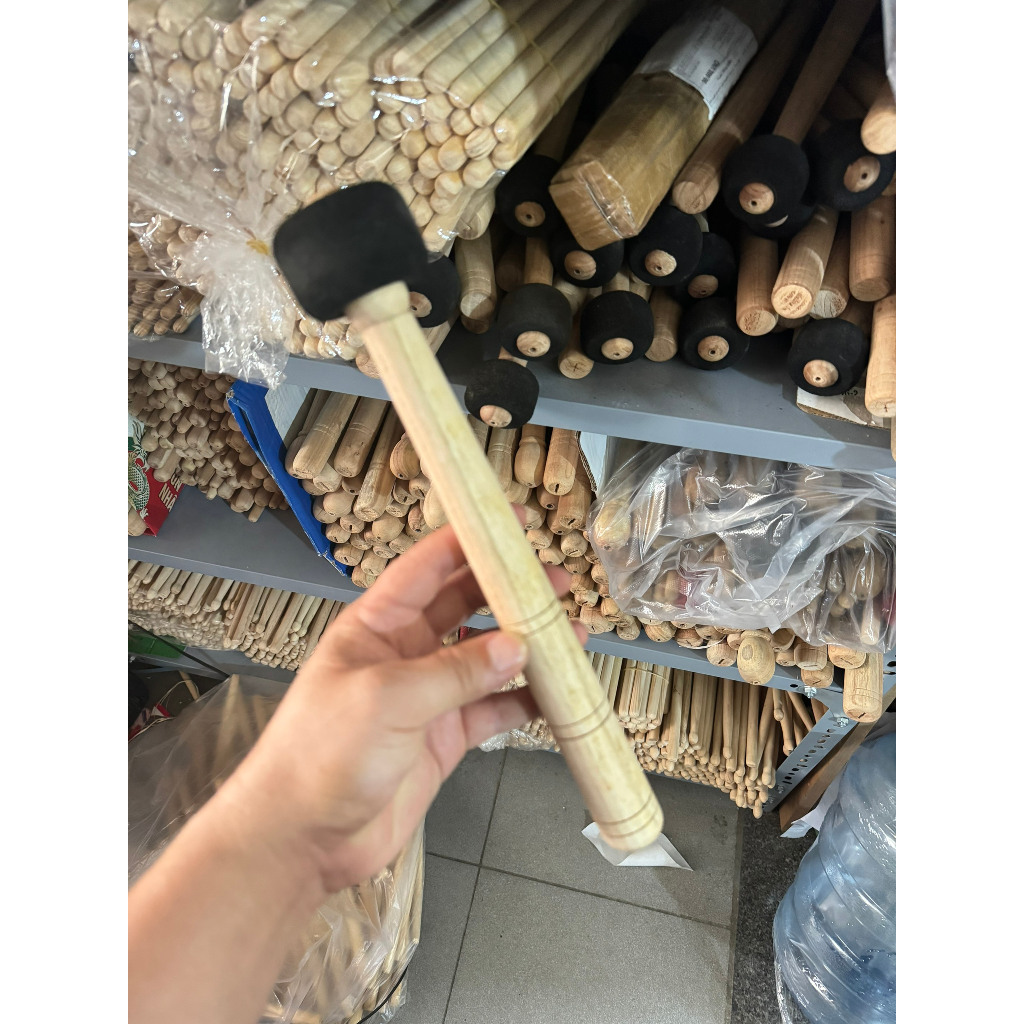 Dùi đánh trống cái đội loại tốt