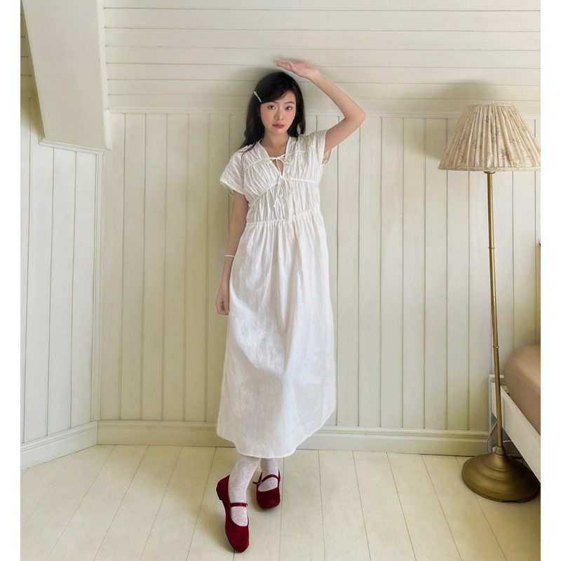 DOB - Váy dáng suông cổ V rút nhúng Moca Dress | BigBuy360 - bigbuy360.vn