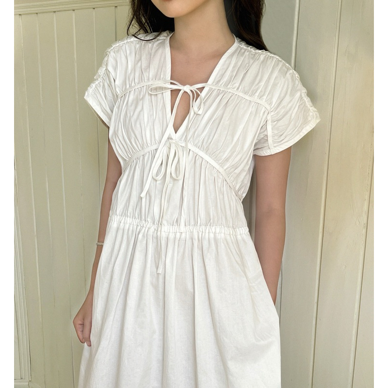 DOB - Váy dáng suông cổ V rút nhúng Moca Dress | BigBuy360 - bigbuy360.vn
