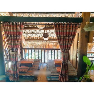 Vải thổ cẩm làm rèm cửa .
