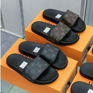 Dép l.v nam quai in hoa,dày dặn chắc chắn. Dép quai ngang thời trang nam